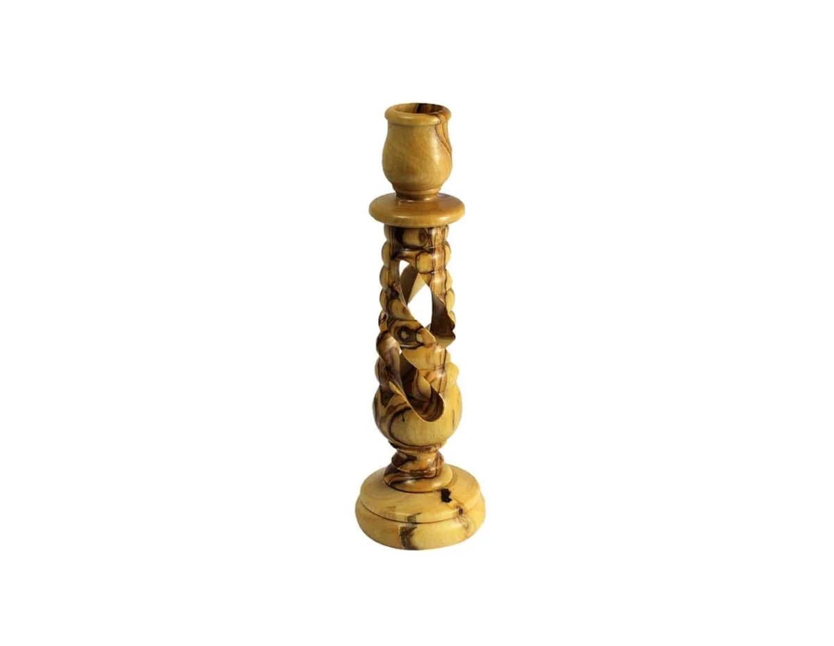 #T104 de candelabro de madera de olivo