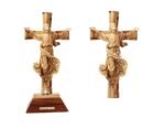 צלב עץ זית בעבודת יד - ישו העולה #CR186